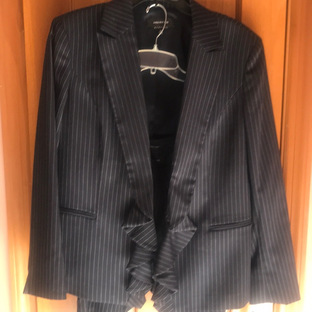 Women’s suit.